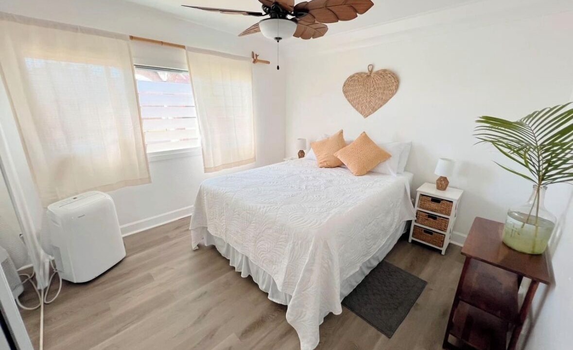 Photo of Bedroom in Mokuleia