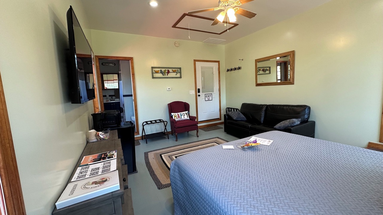 Photo of Bedroom in Lee
