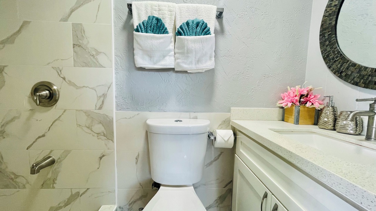 Photo of Bathroom in Hawaii Kai