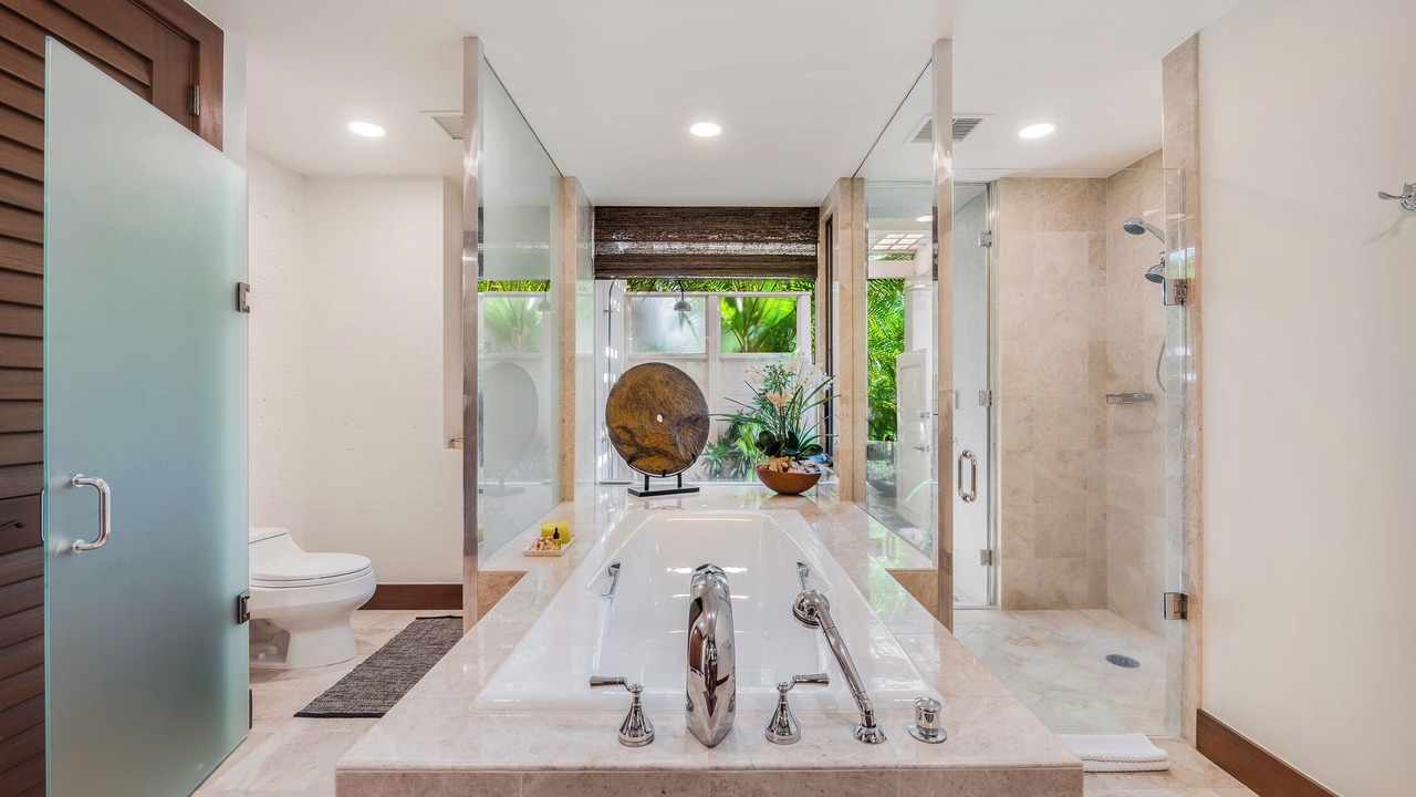 Photo of Bathroom in Kaupulehu