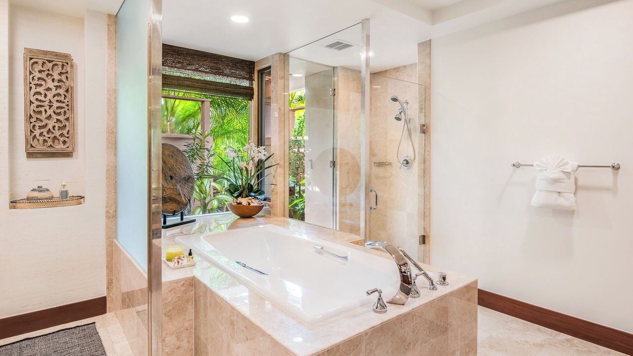 Photo of Bathroom in Kaupulehu
