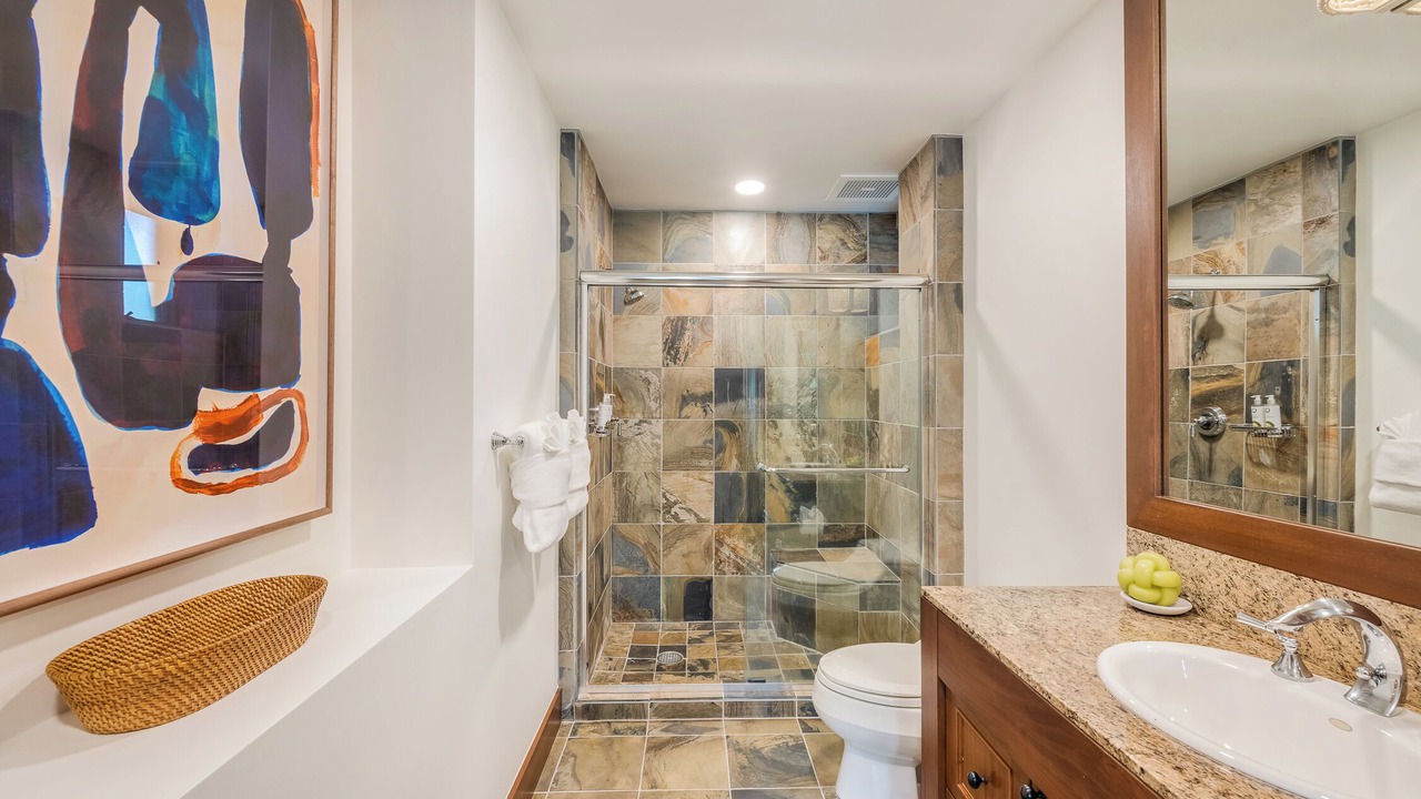 Photo of Bathroom in Kaupulehu