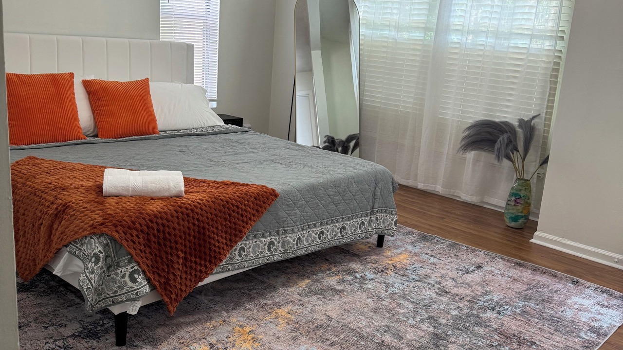 Photo of Bedroom in Alpharetta