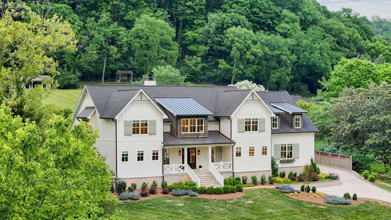 Photo of Others in Mooreland Estates