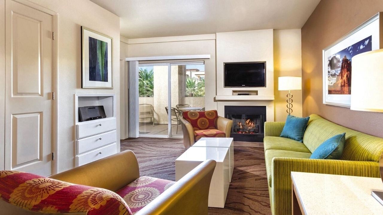 Photo of Livingroom in Enterprise