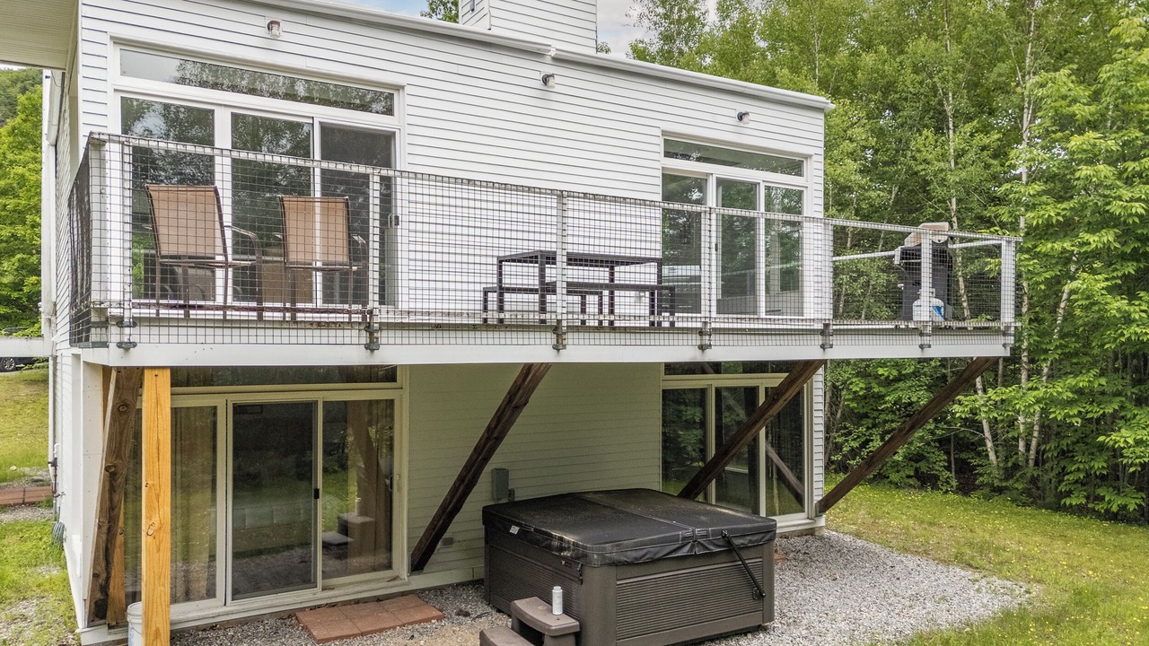 Photo of Patio Balcony in Bethel