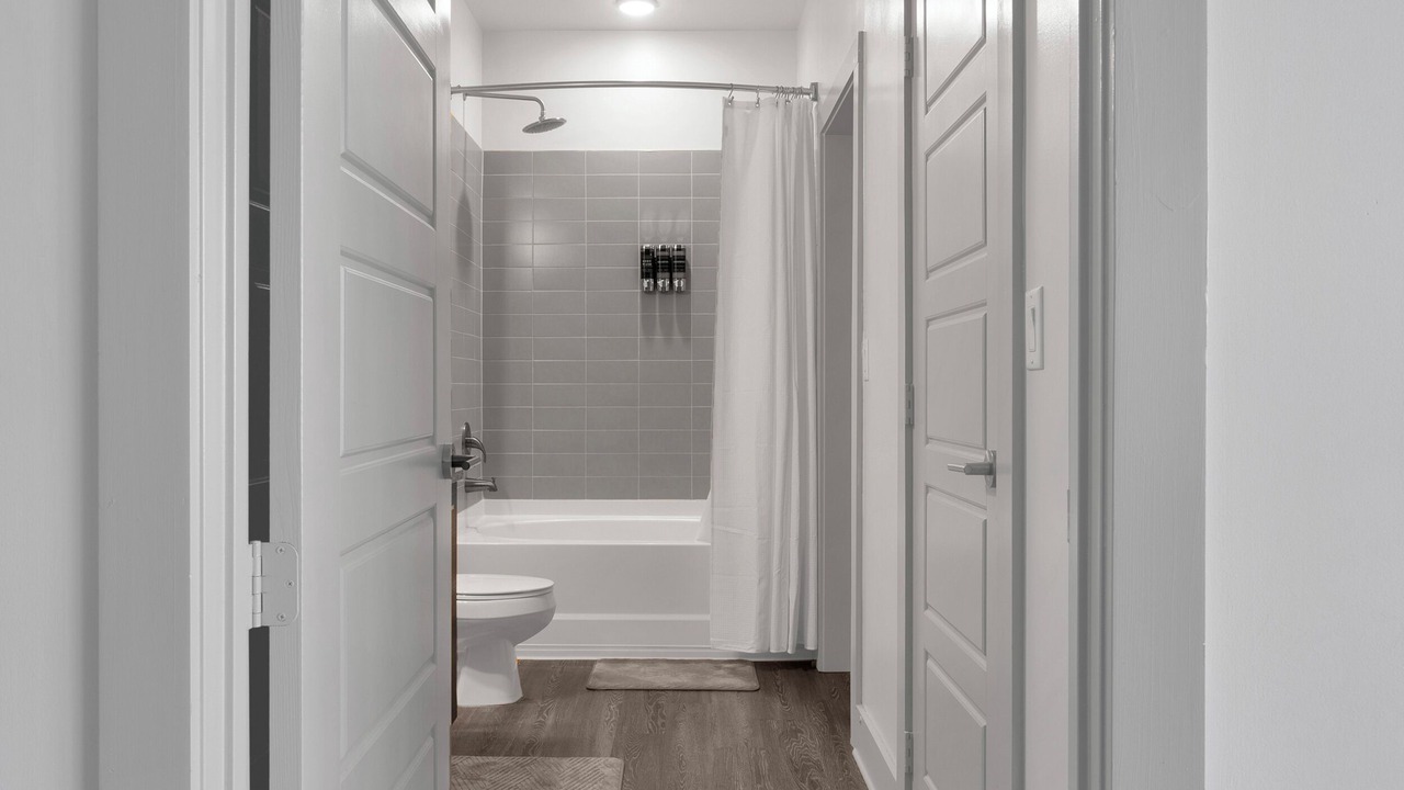 Photo of Bathroom in Peachtree Center