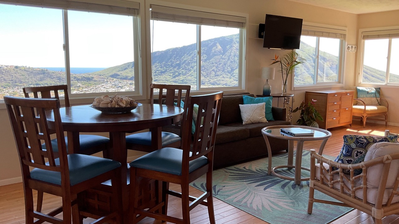 Photo of Livingroom in Hawaii Kai