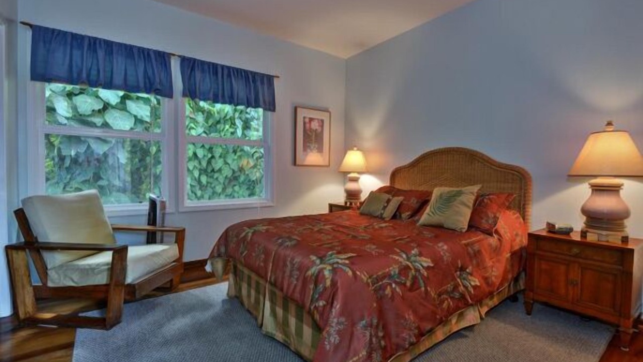 Photo of Bedroom in Hilo