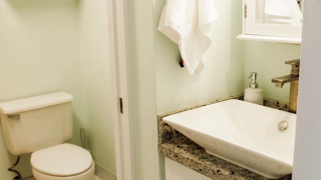Photo of Bathroom in Waikiki