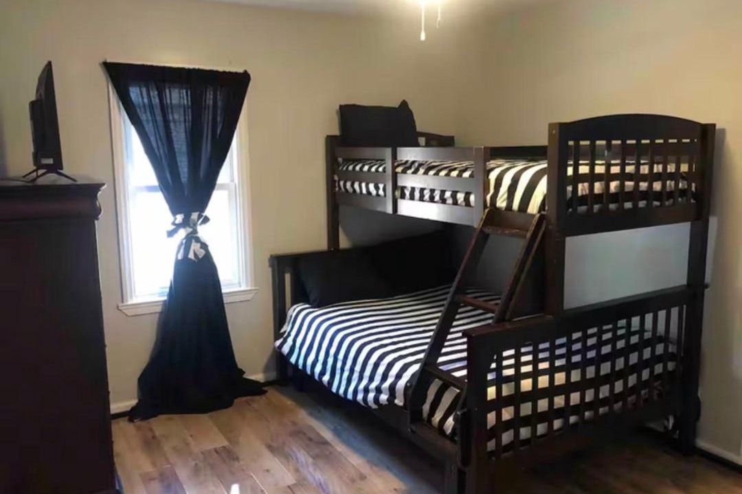 Photo of Bedroom in Belvedere Park