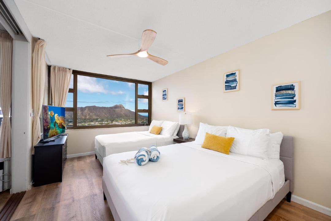 Photo of Bedroom in Waikiki