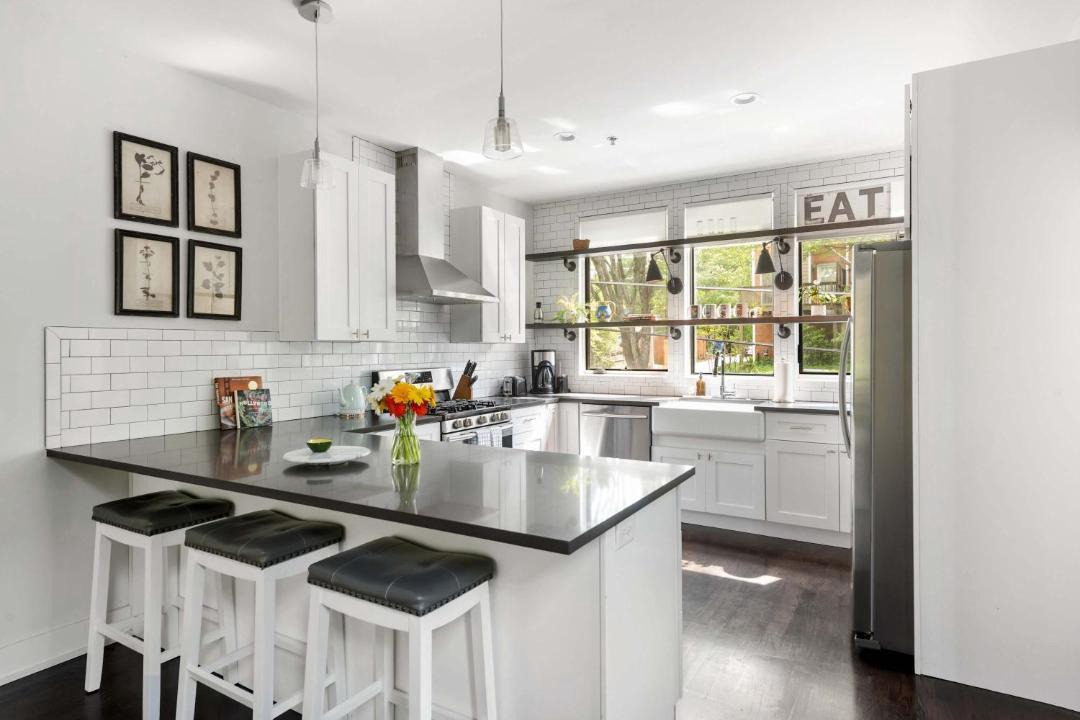 Photo of Kitchen in Poncey-Highland