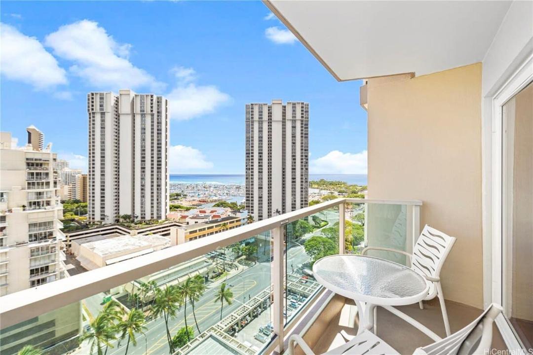 Photo of Patio Balcony in Ala Moana