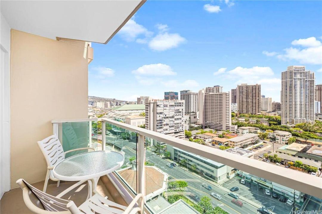 Photo of Patio Balcony in Ala Moana