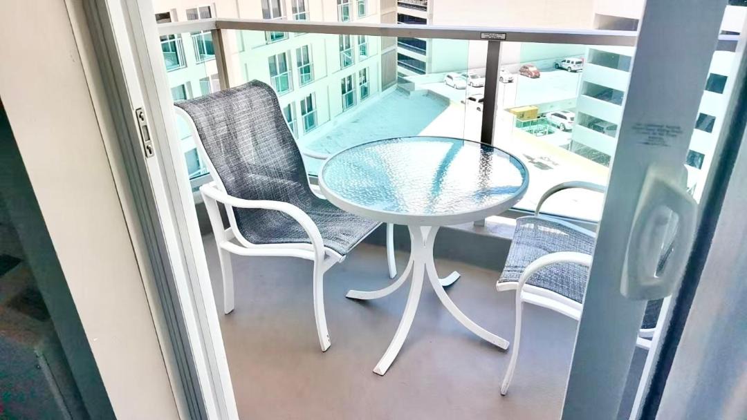 Photo of Patio Balcony in Ala Moana