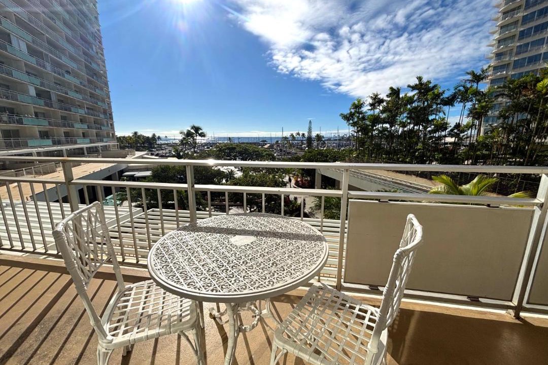 Photo of Patio Balcony in Waikiki