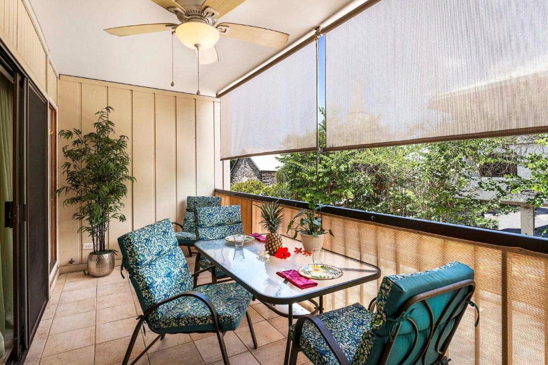 Photo of Patio Balcony in Historic Kailua Village
