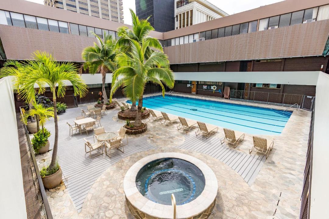 Photo of Others in Downtown Honolulu