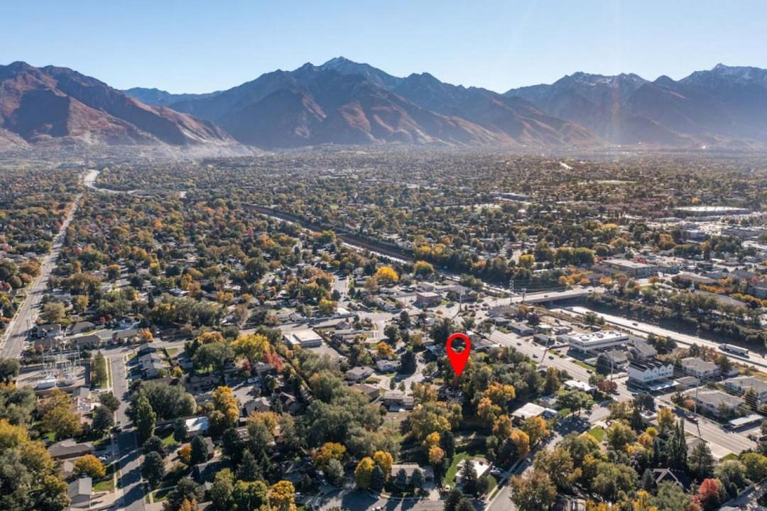 Photo of Buildings in Murray