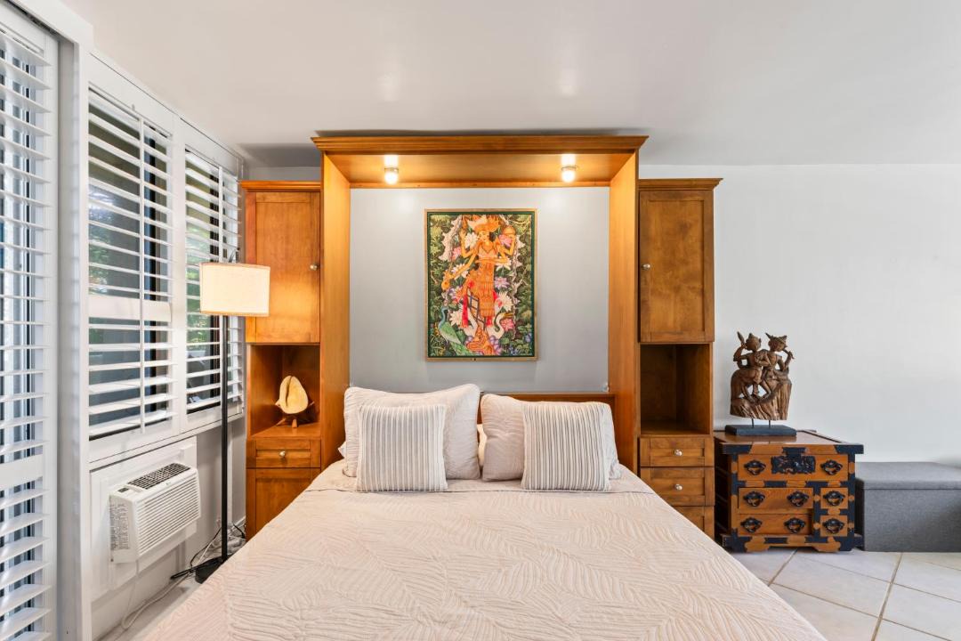Photo of Bedroom in Diamond Head - Kapahulu - St. Louis