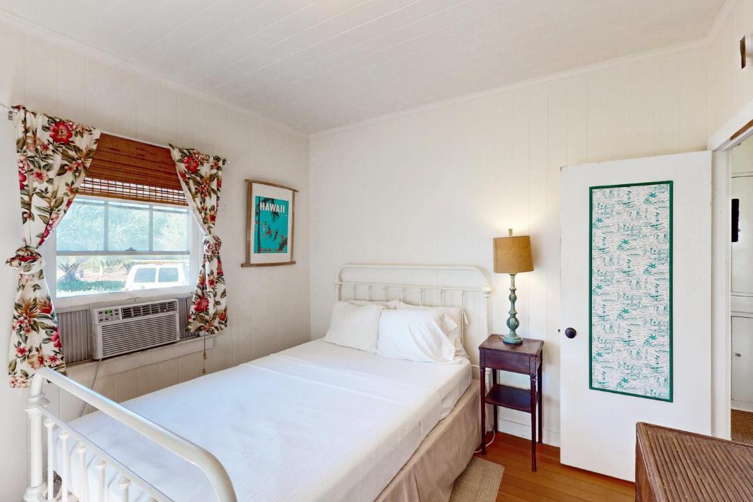 Photo of Bedroom in Diamond Head - Kapahulu - St. Louis