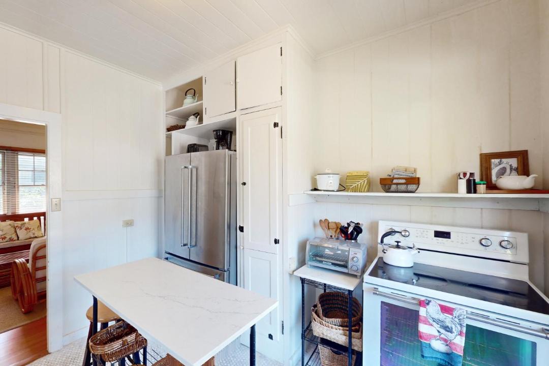 Photo of Kitchen in Diamond Head - Kapahulu - St. Louis