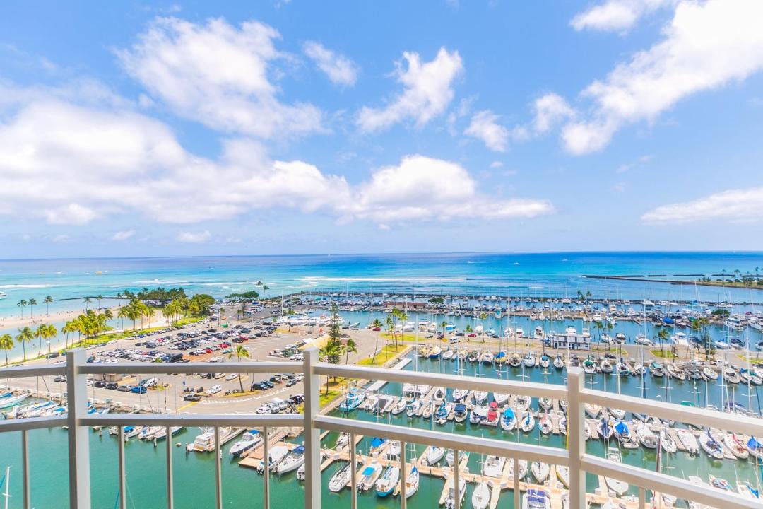 Photo of Others in Waikiki