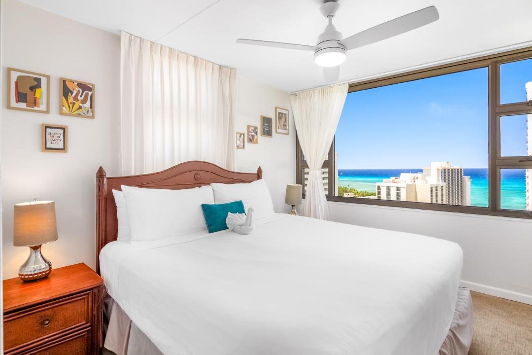 Photo of Bedroom in Waikiki