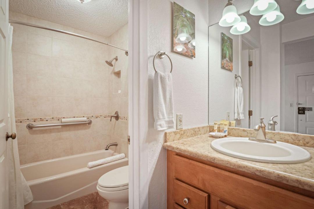 Photo of Bathroom in Kihei
