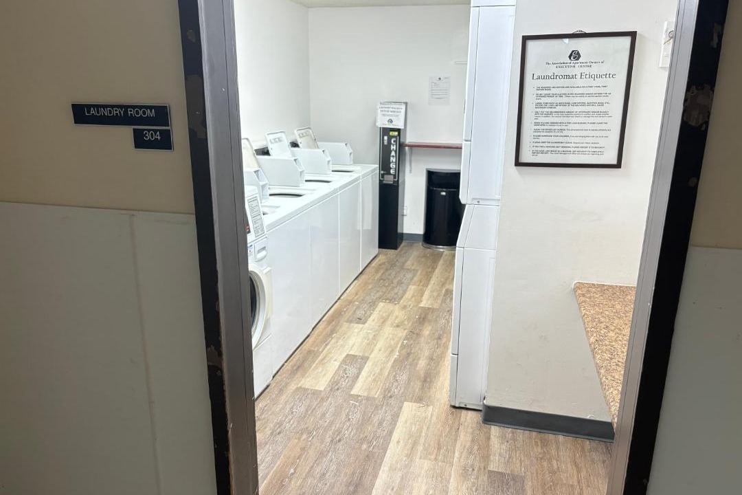 Photo of Bathroom in Downtown Honolulu