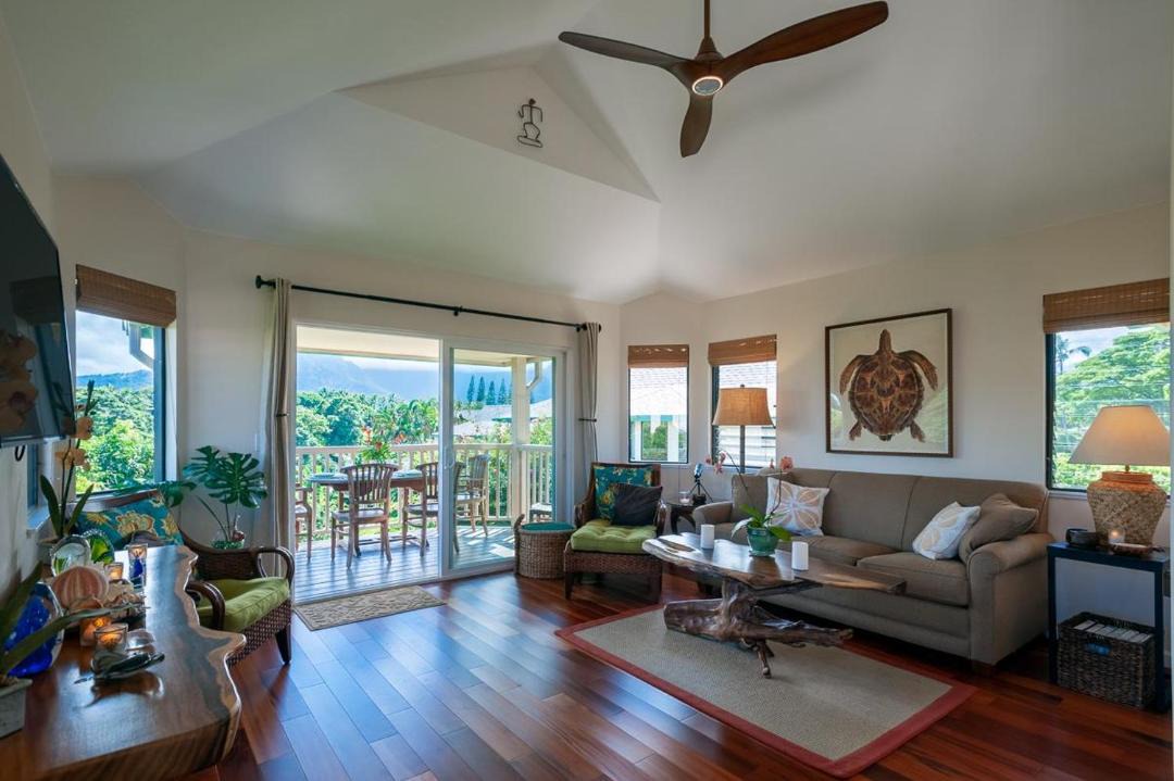 Photo of Livingroom in Princeville
