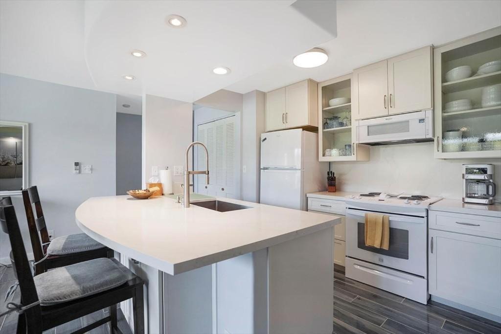 Photo of Kitchen in Hanamaulu