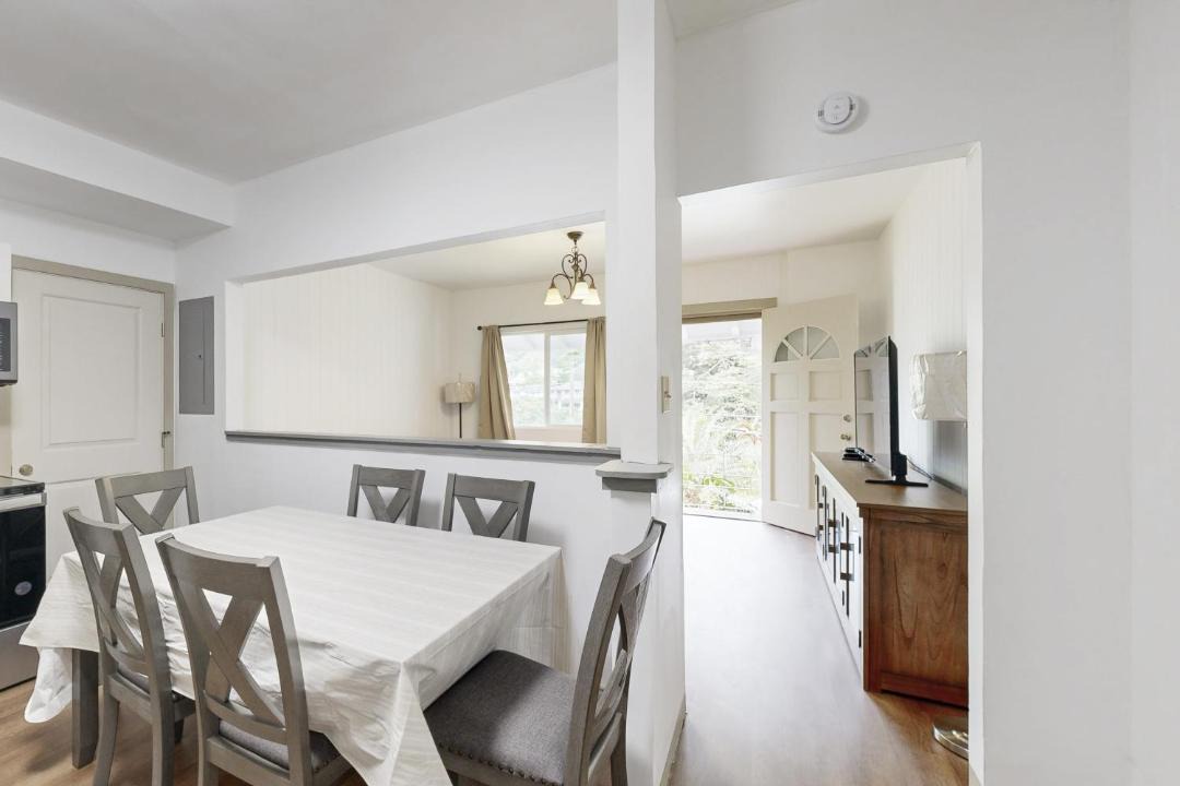 Photo of Kitchen in Kalihi Valley