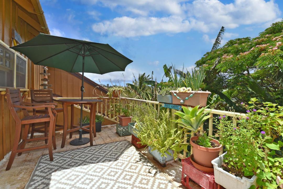 Photo of Patio Balcony in Maunaloa