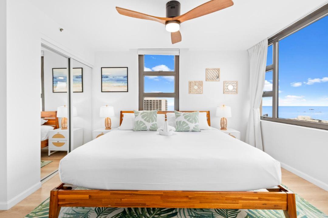 Photo of Bedroom in Waikiki