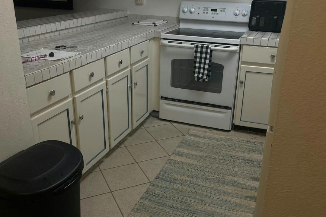 Photo of Kitchen in Waikoloa