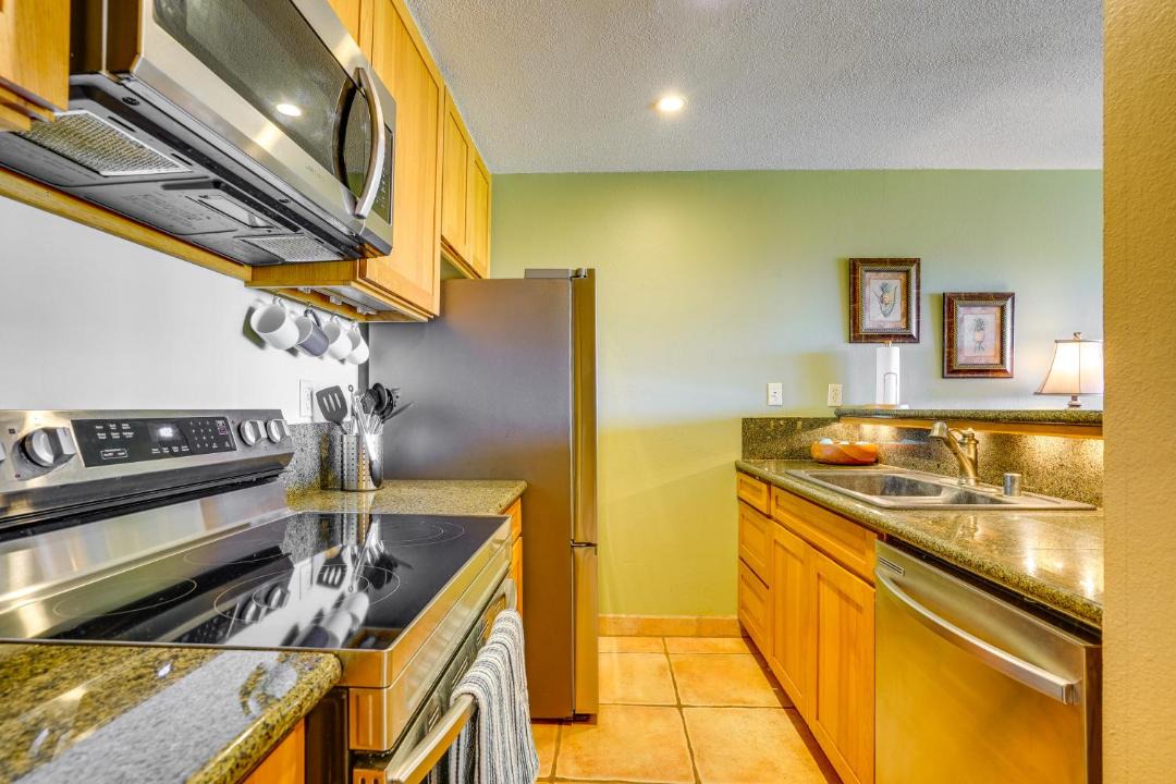 Photo of Kitchen in Maunaloa