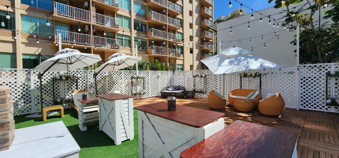 Photo of Patio Balcony in Waikiki