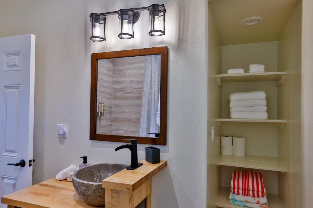Photo of Bathroom in Hawi