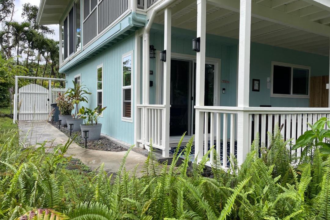 Photo of Buildings in Keaau