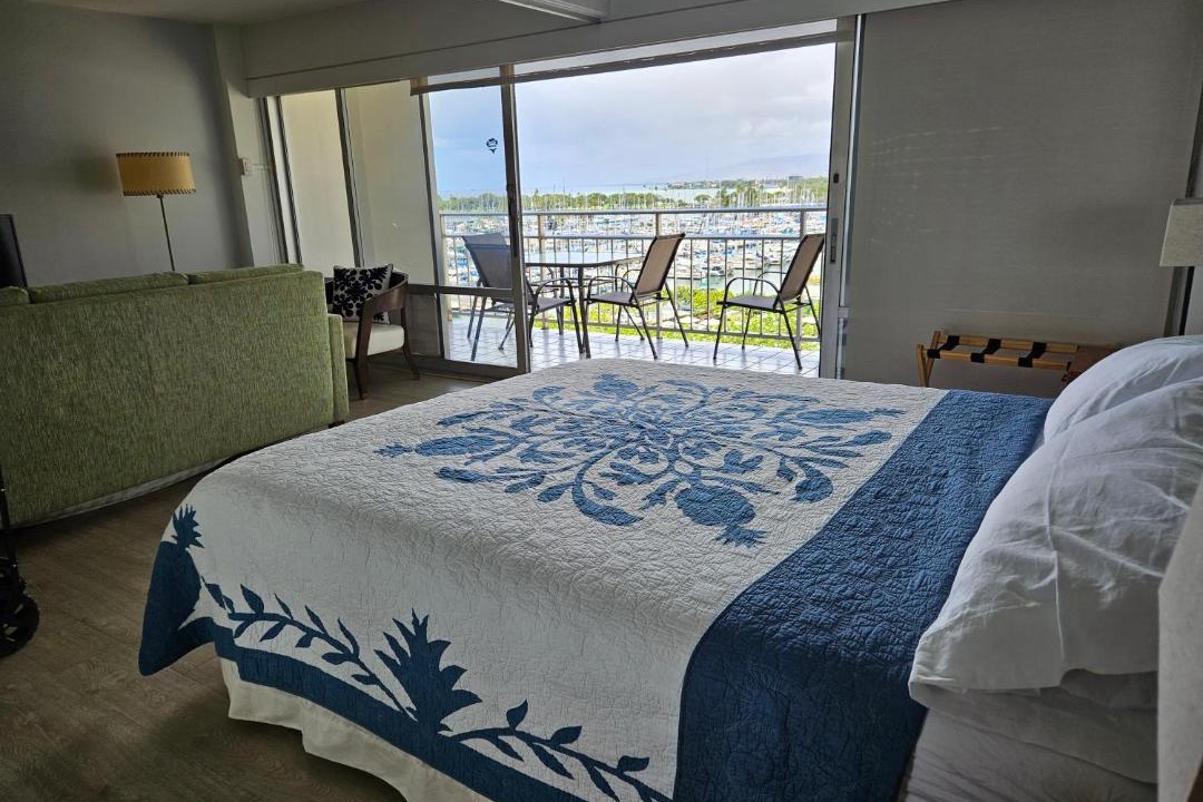 Photo of Bedroom in Waikiki