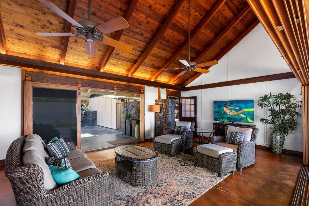 Photo of Livingroom in Kailua-Kona