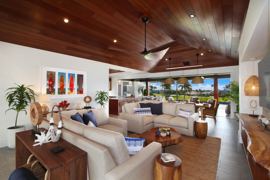 Photo of Livingroom in Poipu