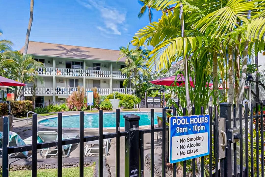 Photo of Others in Historic Kailua Village