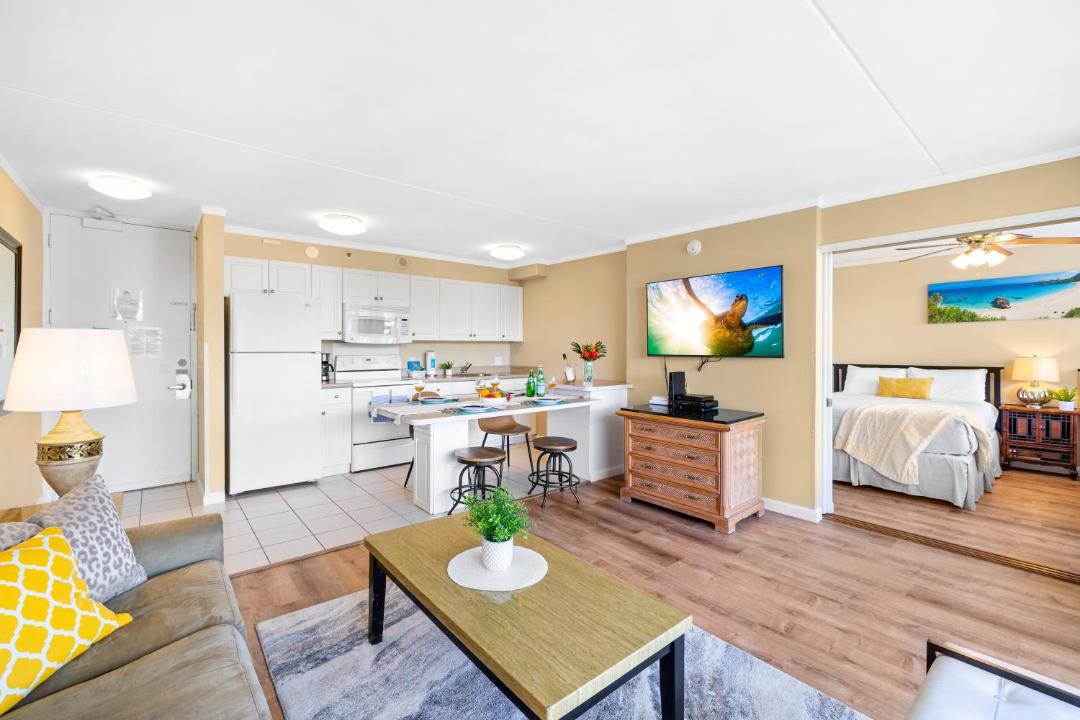 Photo of Livingroom in Waikiki