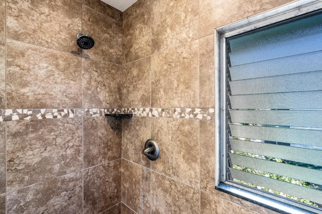 Photo of Bathroom in Keauhou