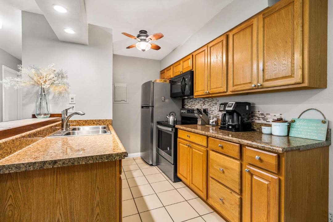 Photo of Kitchen in Waikoloa