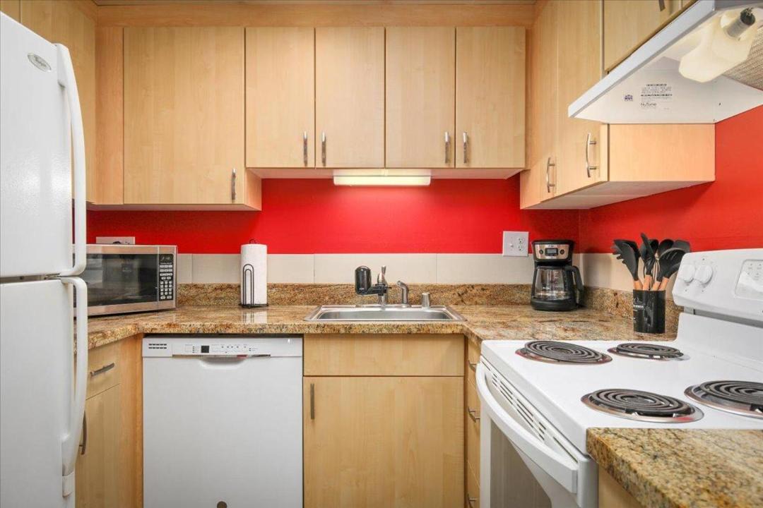Photo of Kitchen in Historic Kailua Village