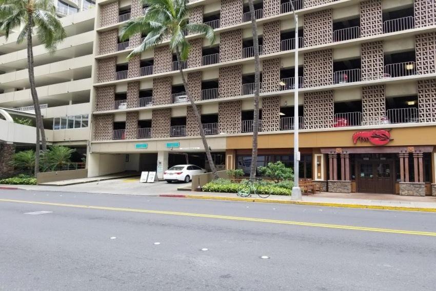 Photo of Others in Waikiki